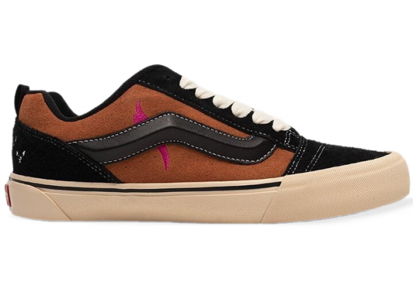 Disney x Vans Knu Skool Scar Black Brown
